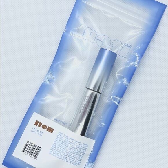 Lid Glaze Hydrating Jelly Eyeshadow by Item Beauty, Shade coin Toss, NEW - Picture 5 of 5